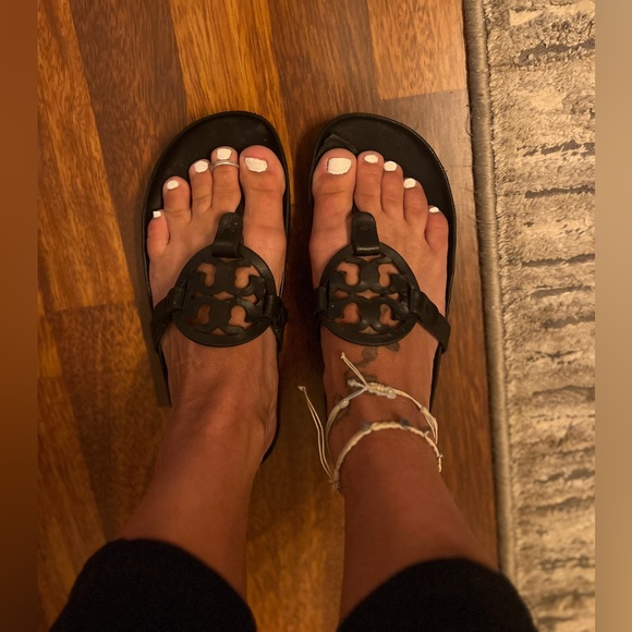 Well Loved Tory Burch Cloud Sandals - Picture 8 of 9